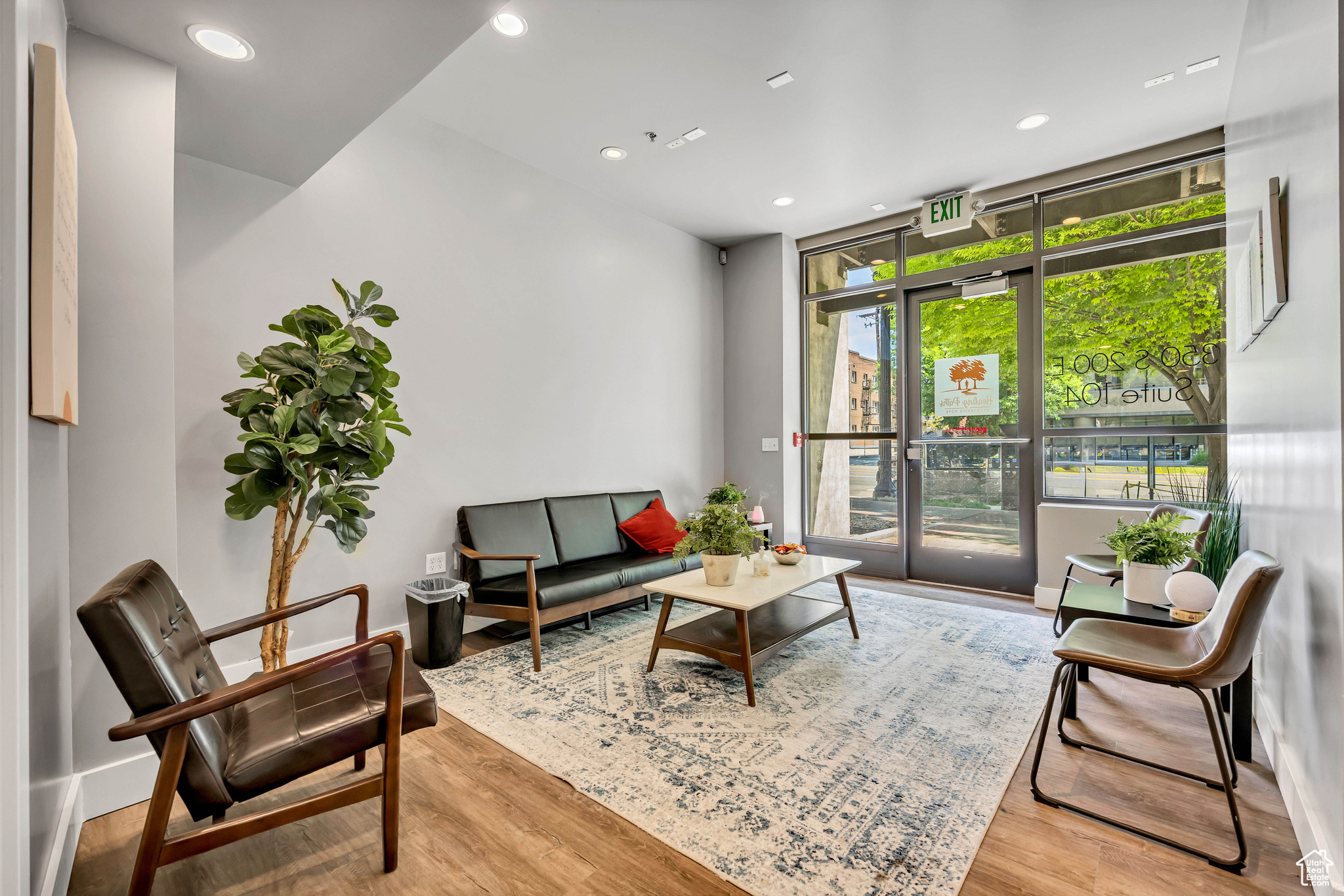 PARK - Commercial Lease