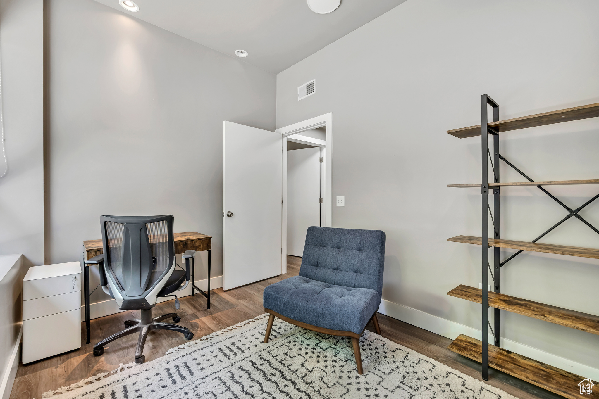 PARK - Commercial Lease