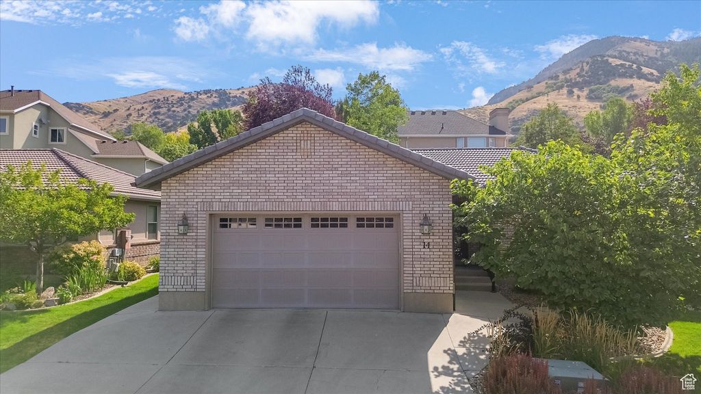 Photo of 14 SHADOW MOUNTAIN DR, Logan, UT 84321 (MLS # 2105783)
