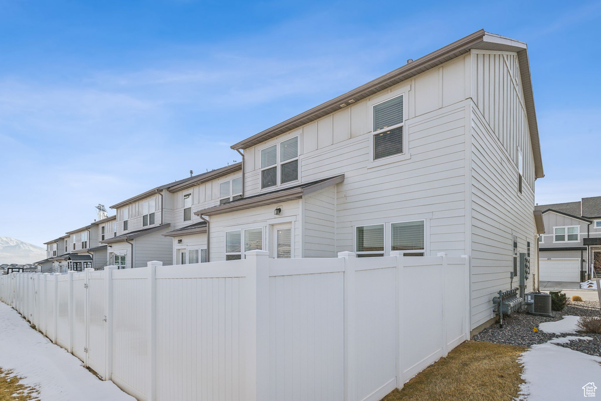 4473 E Hurstbourne Dr, Eagle Mountain, Utah image 32