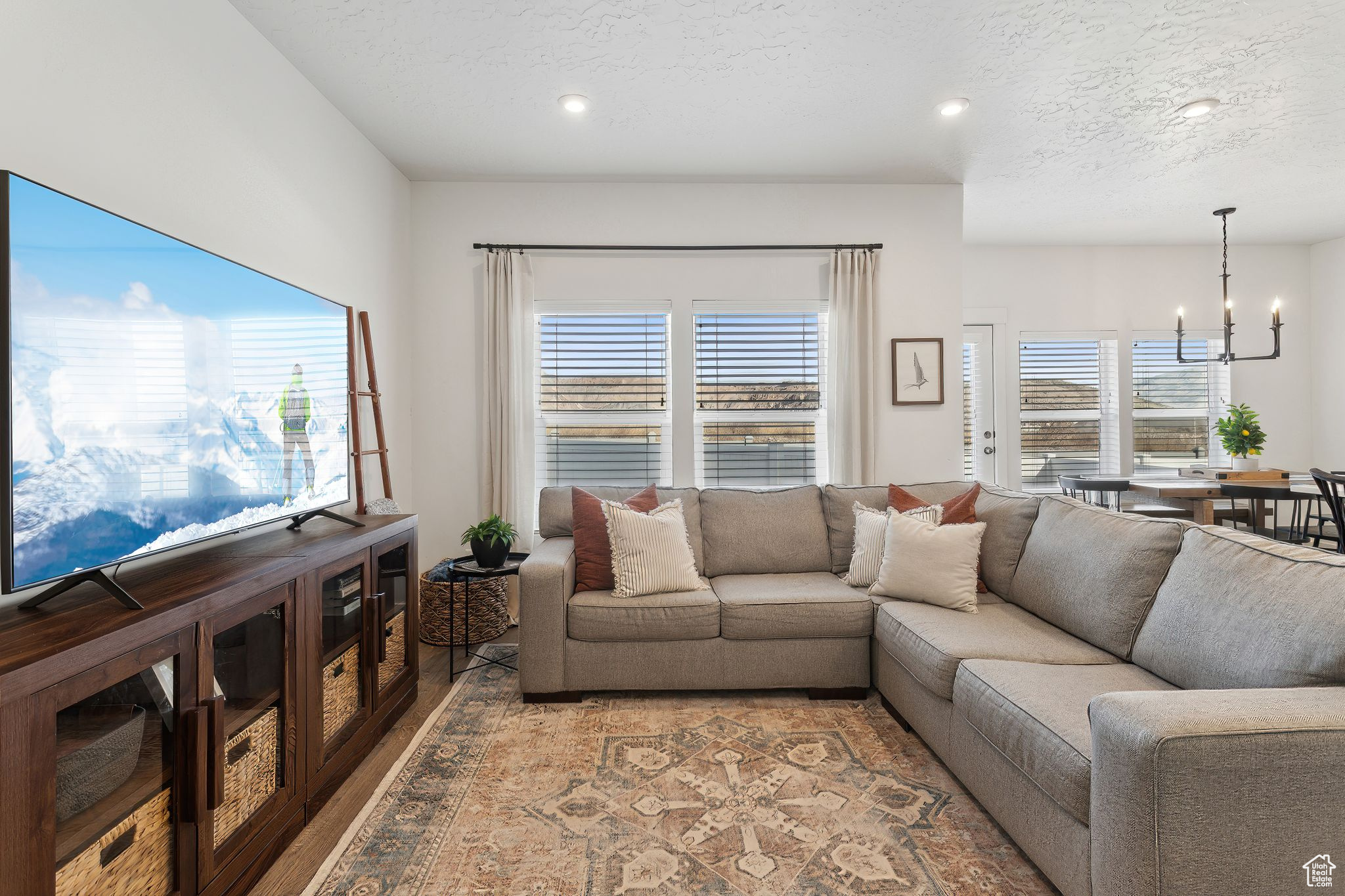 4473 E Hurstbourne Dr, Eagle Mountain, Utah image 4
