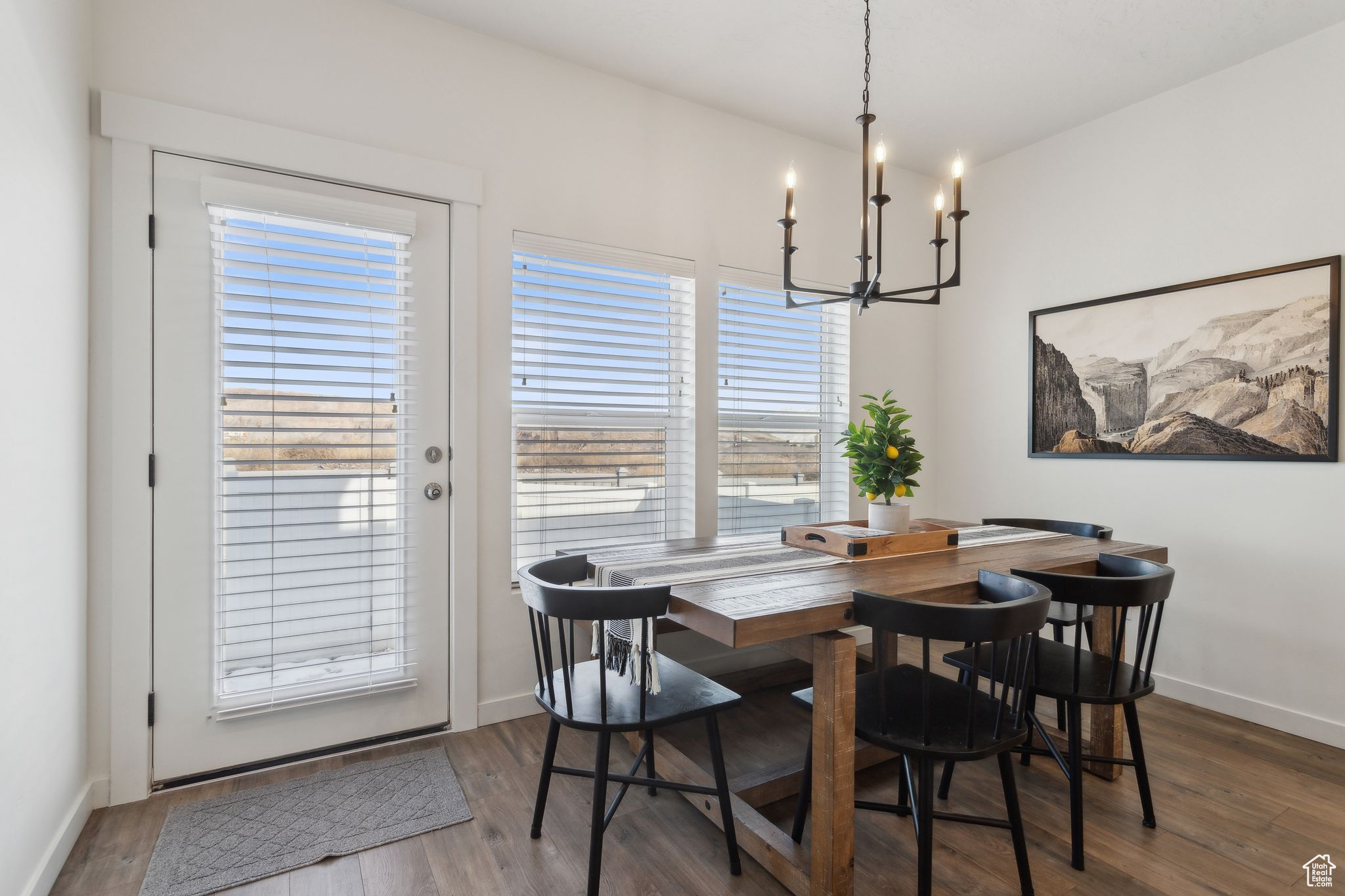 4473 E Hurstbourne Dr, Eagle Mountain, Utah image 9