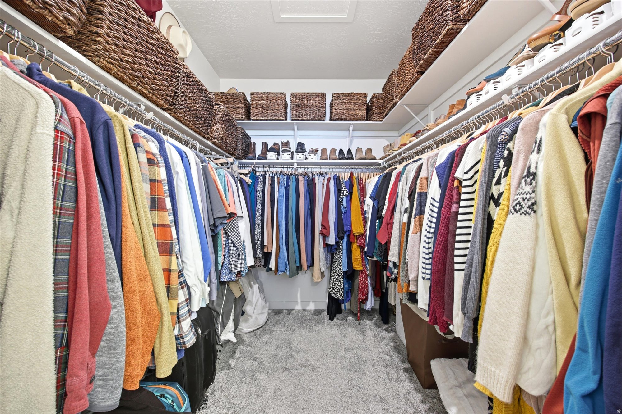 VILLAGE - Residential