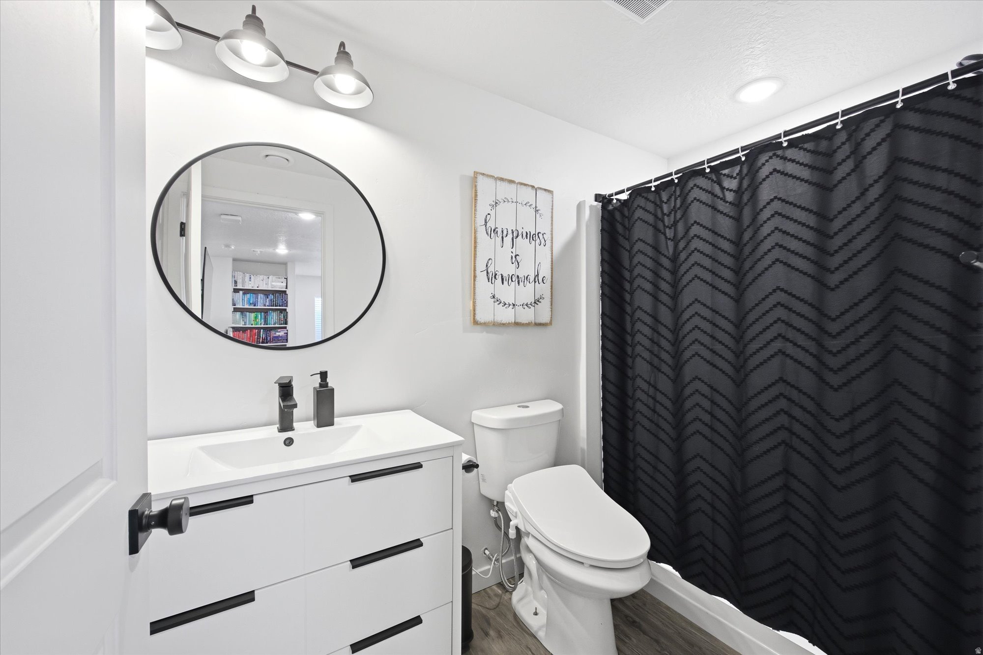 VILLAGE - Residential