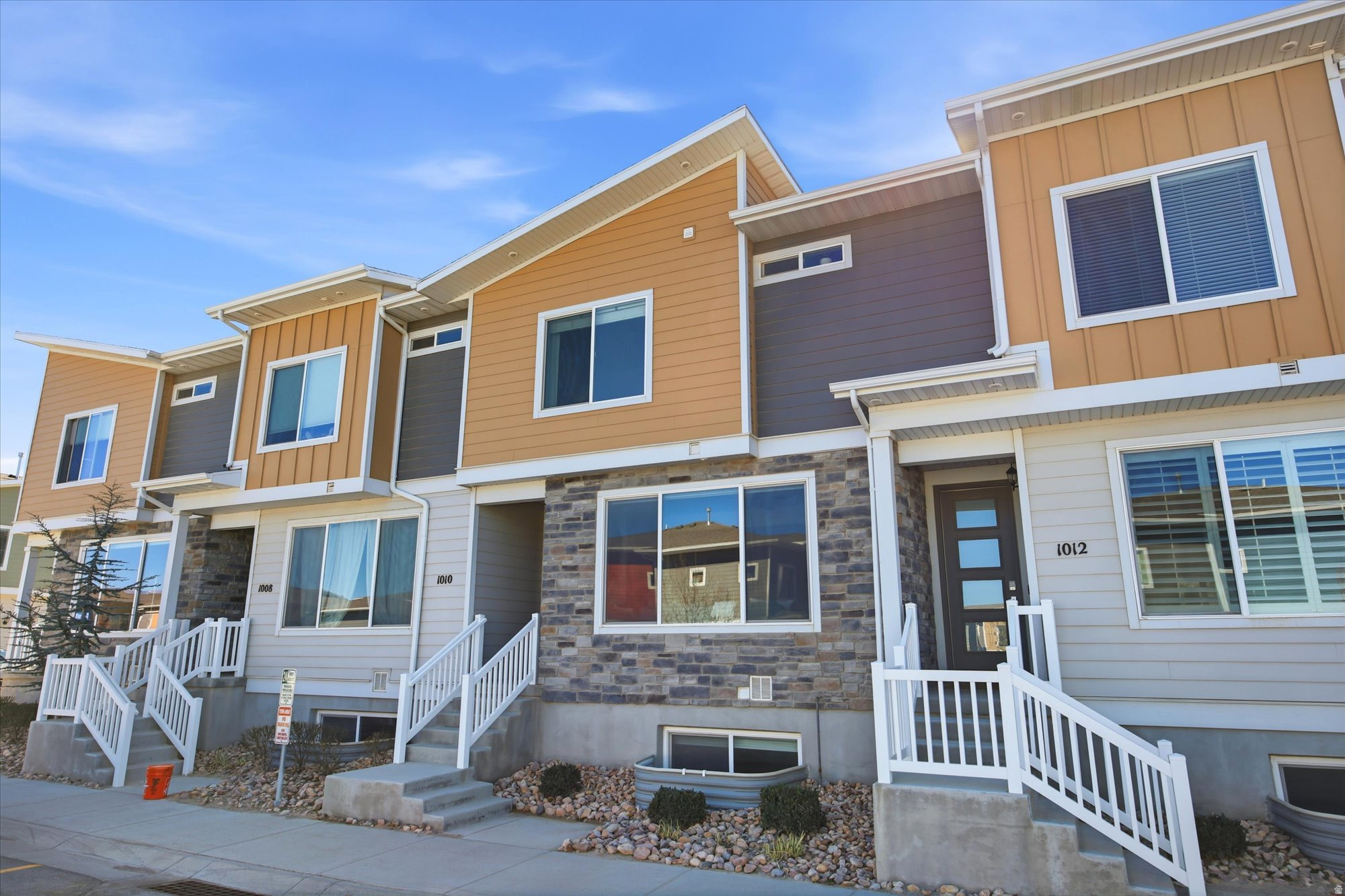 VILLAGE - Residential