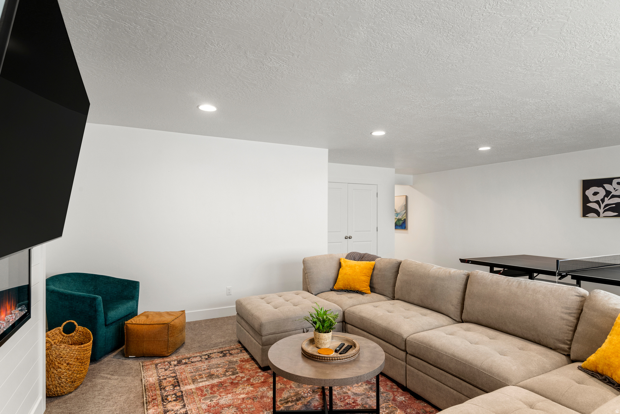 PARADISE PARKWAY - Residential