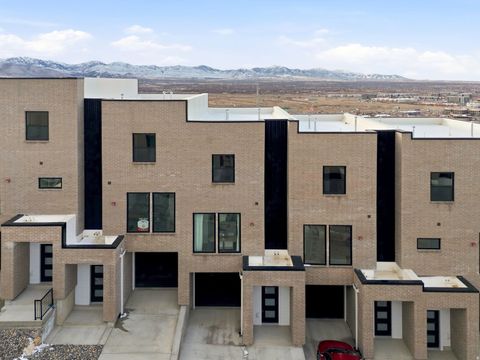 Tiny photo for 14388 S CHAMP CV E, Draper, UT 84020 (MLS # 2138493)