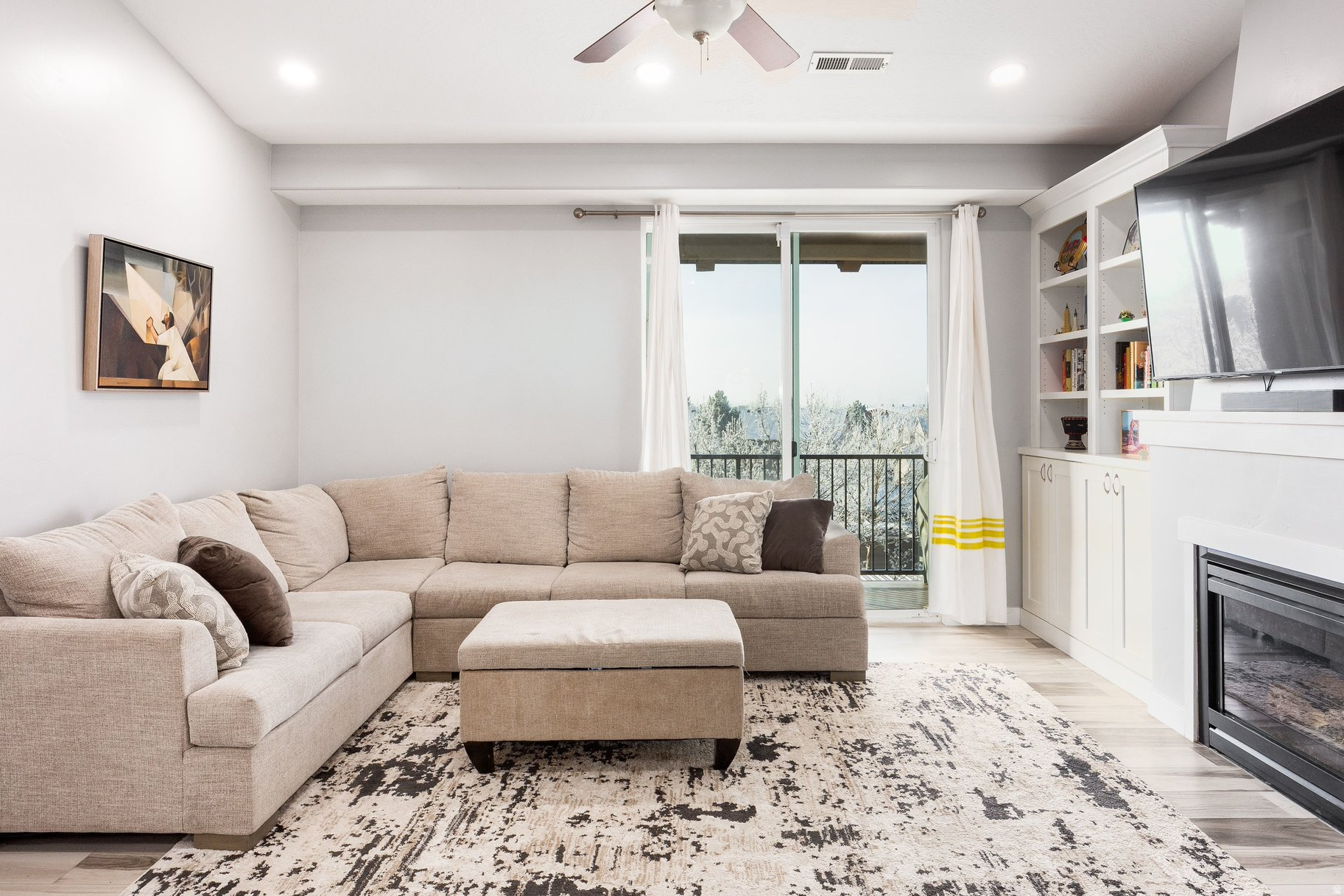 PINEAE VILLAGE PLAT - Residential