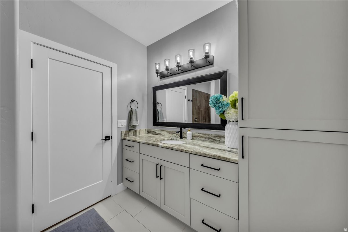 COYOTE SPRINGS - Residential