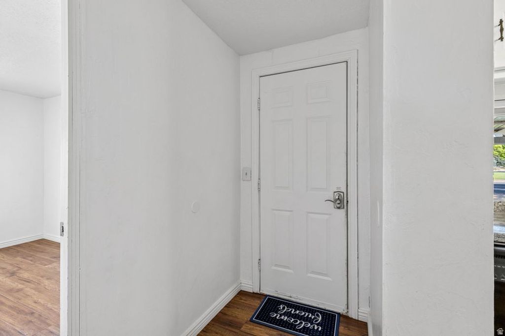 Photo of 496 S 200 E, Enterprise, UT 84725 (MLS # 2136304)