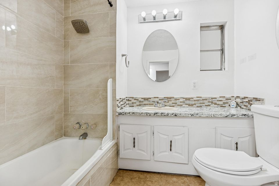 ENTERPRISE TOWNSITE - Residential