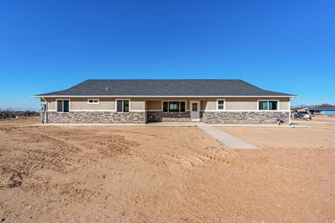 Homes For Sale - 575 N Deer Meadow Dr<br/> Millard County, Oak City, UT 84649