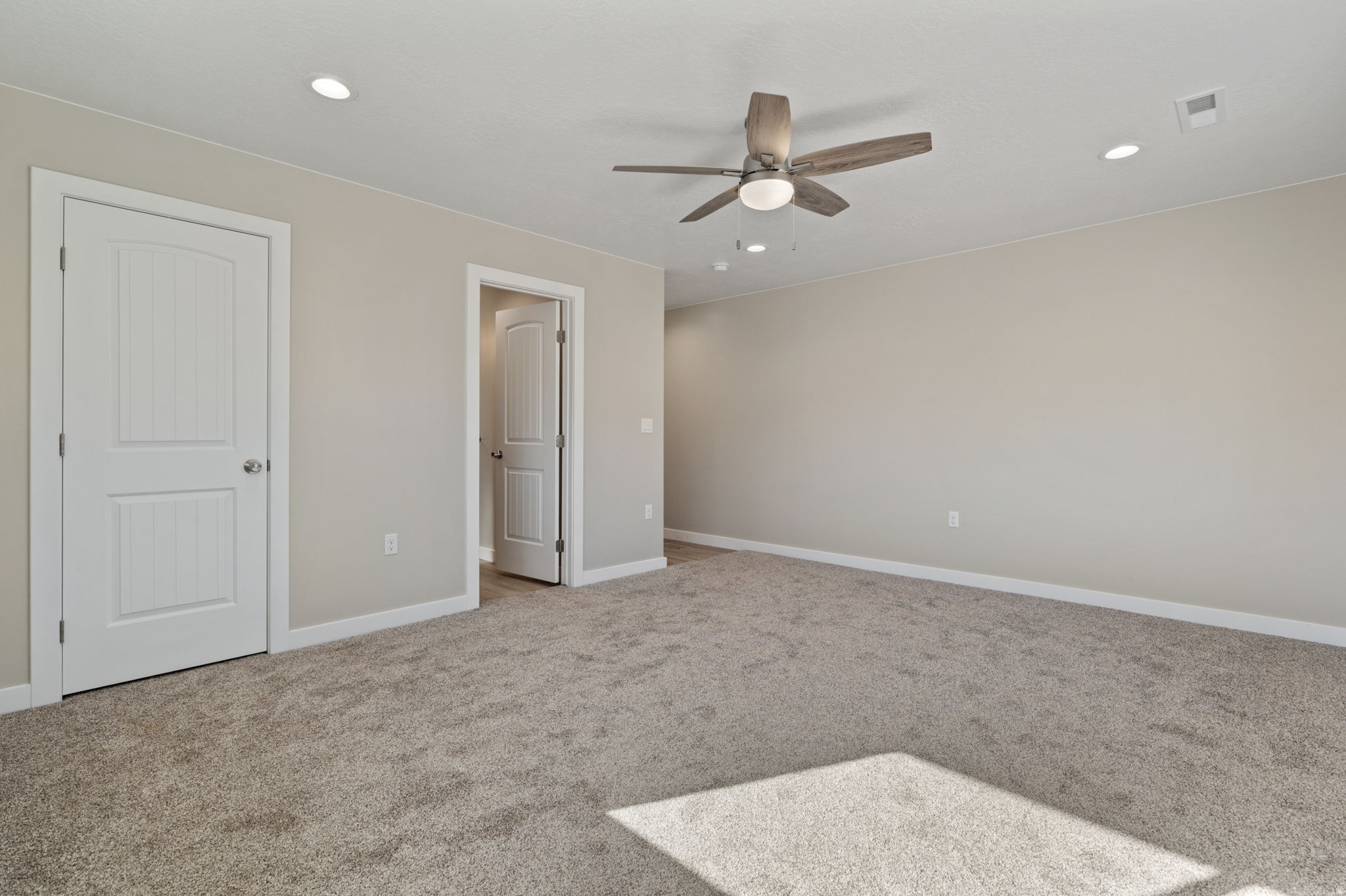 OAK MEADOW III - Residential