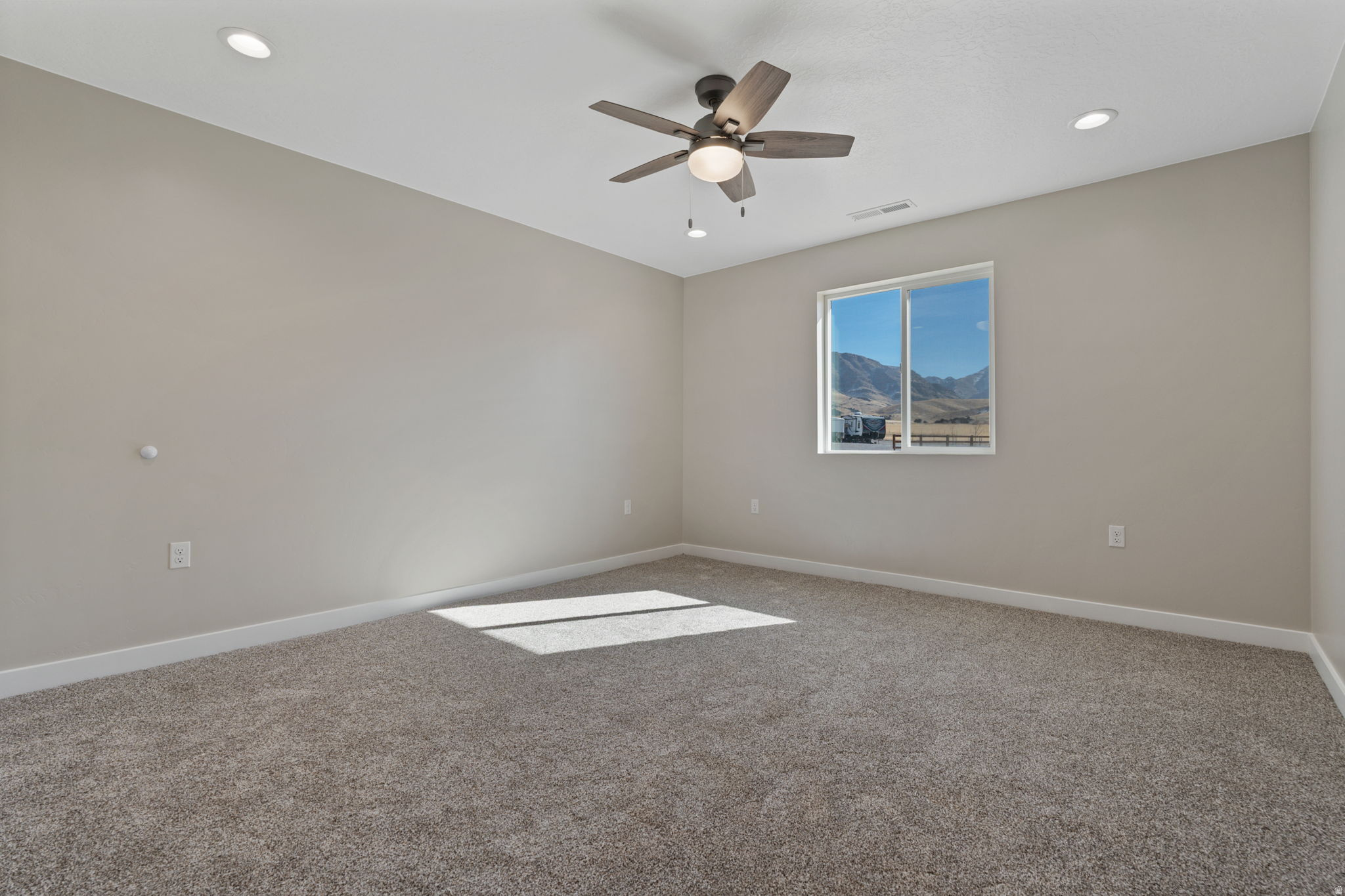 OAK MEADOW III - Residential