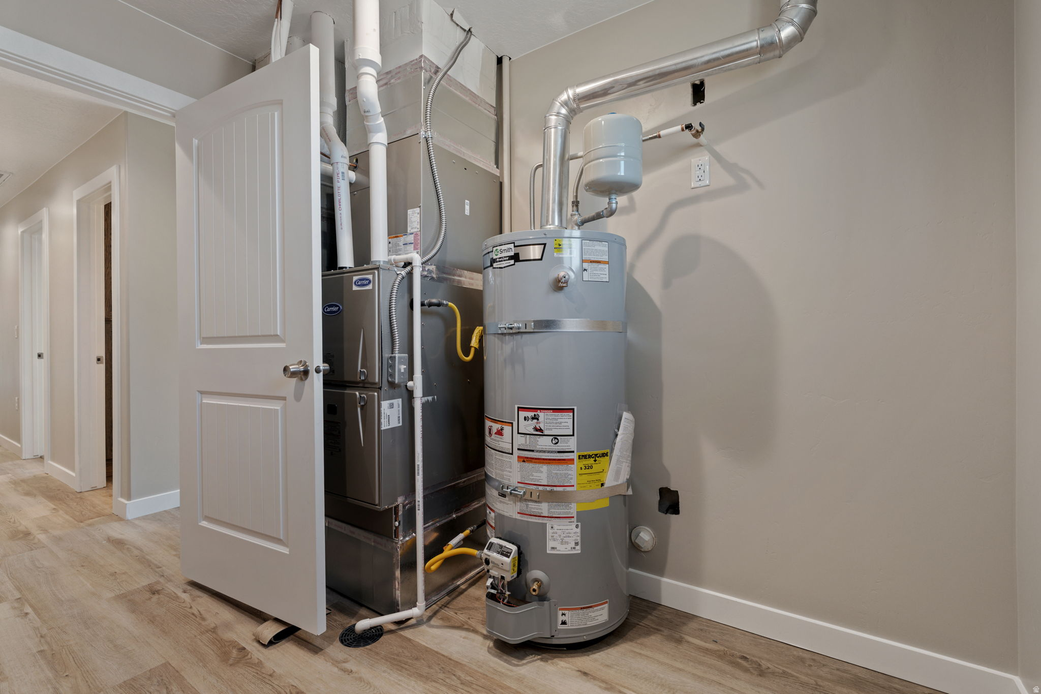 OAK MEADOW III - Residential