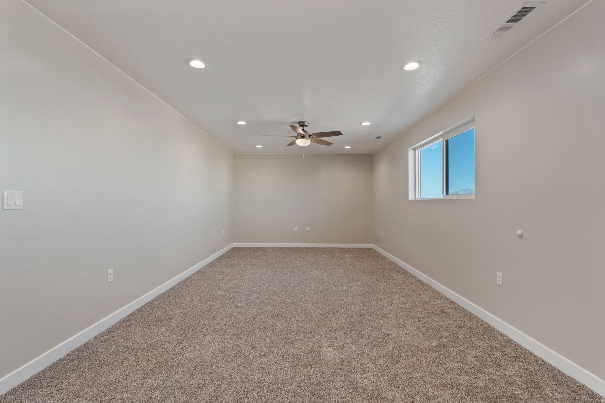 OAK MEADOW III - Residential