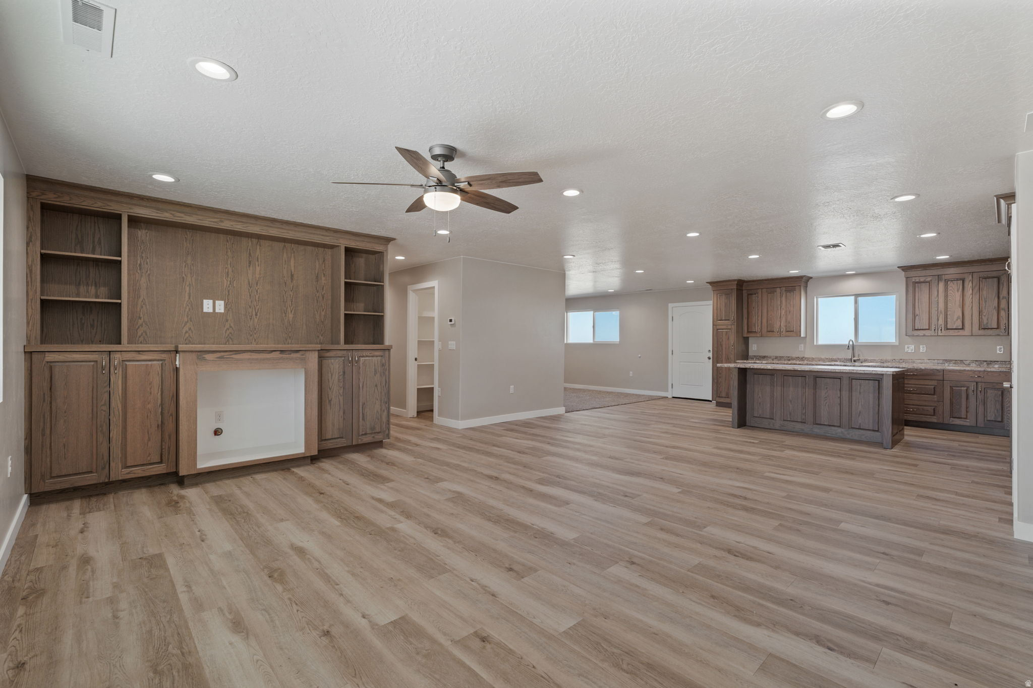 OAK MEADOW III - Residential