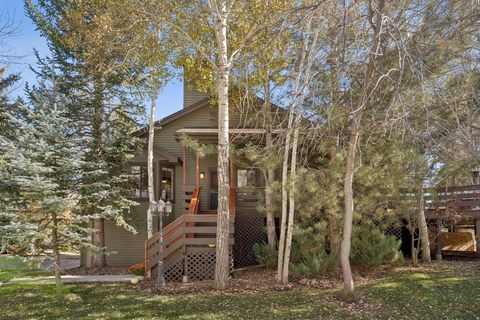 Tiny photo for 3057 ELK RUN DR, Snyderville, UT 84098 (MLS # 2126197)