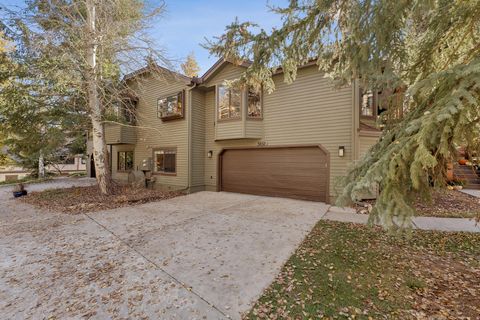Tiny photo for 3057 ELK RUN DR, Snyderville, UT 84098 (MLS # 2126197)