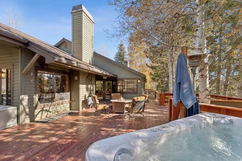 Tiny photo for 3057 ELK RUN DR, Snyderville, UT 84098 (MLS # 2126197)