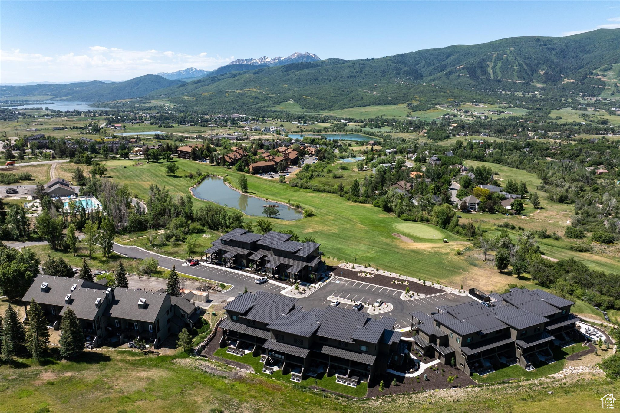THE POINTE AT WOLF CREEK - Residential