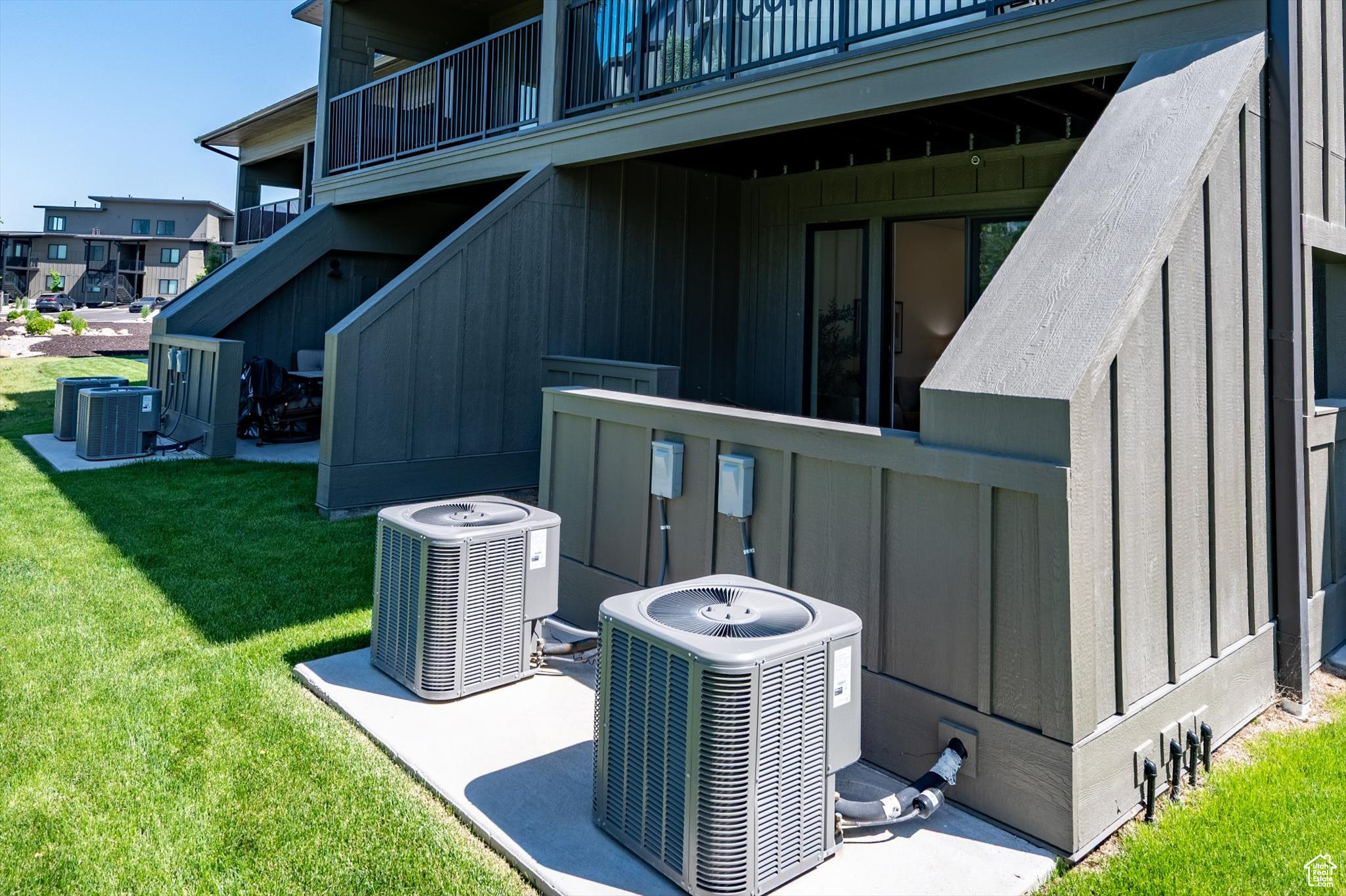 THE POINTE AT WOLF CREEK - Residential