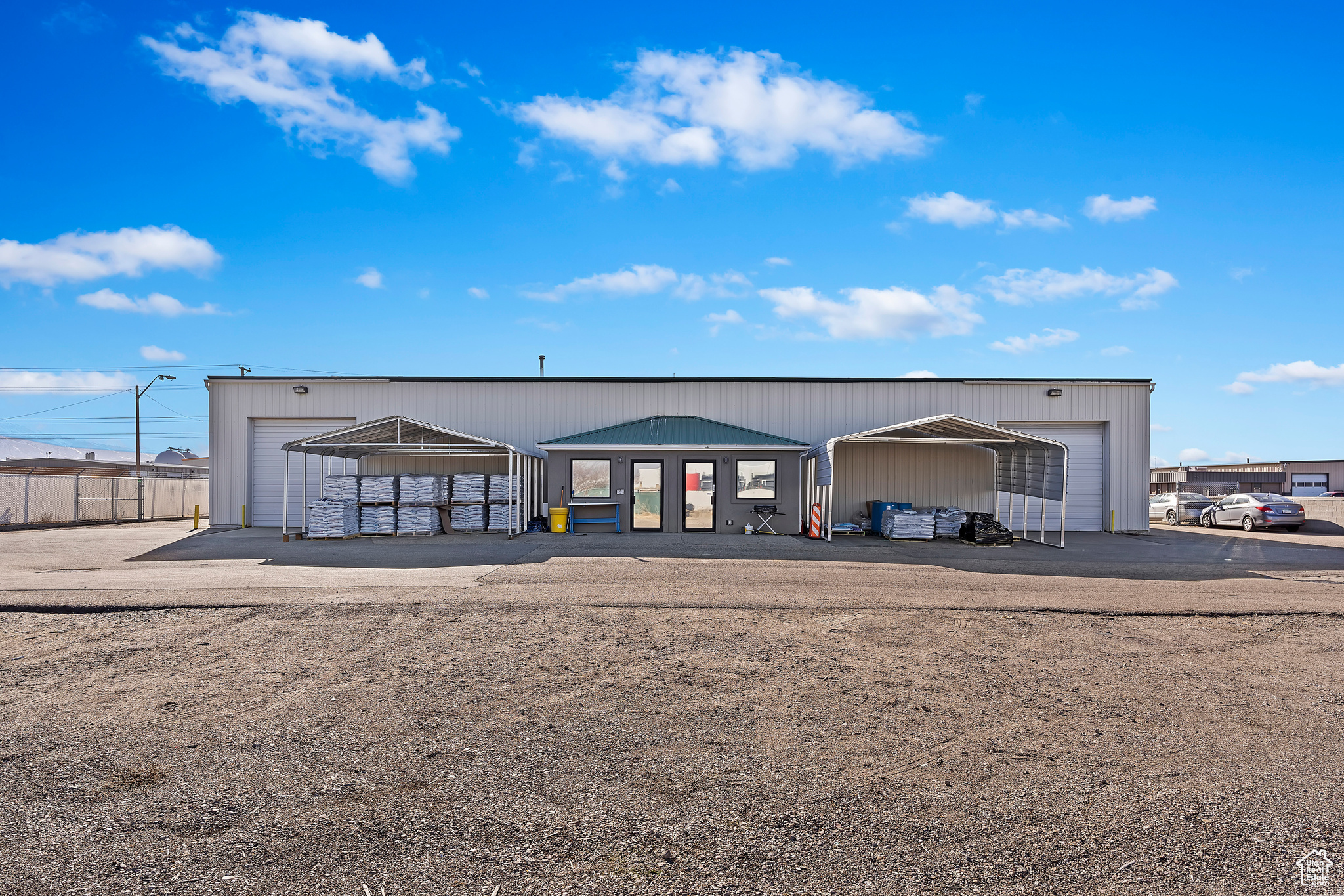 OGDEN INDUSTRIAL PARK - Commercial Lease