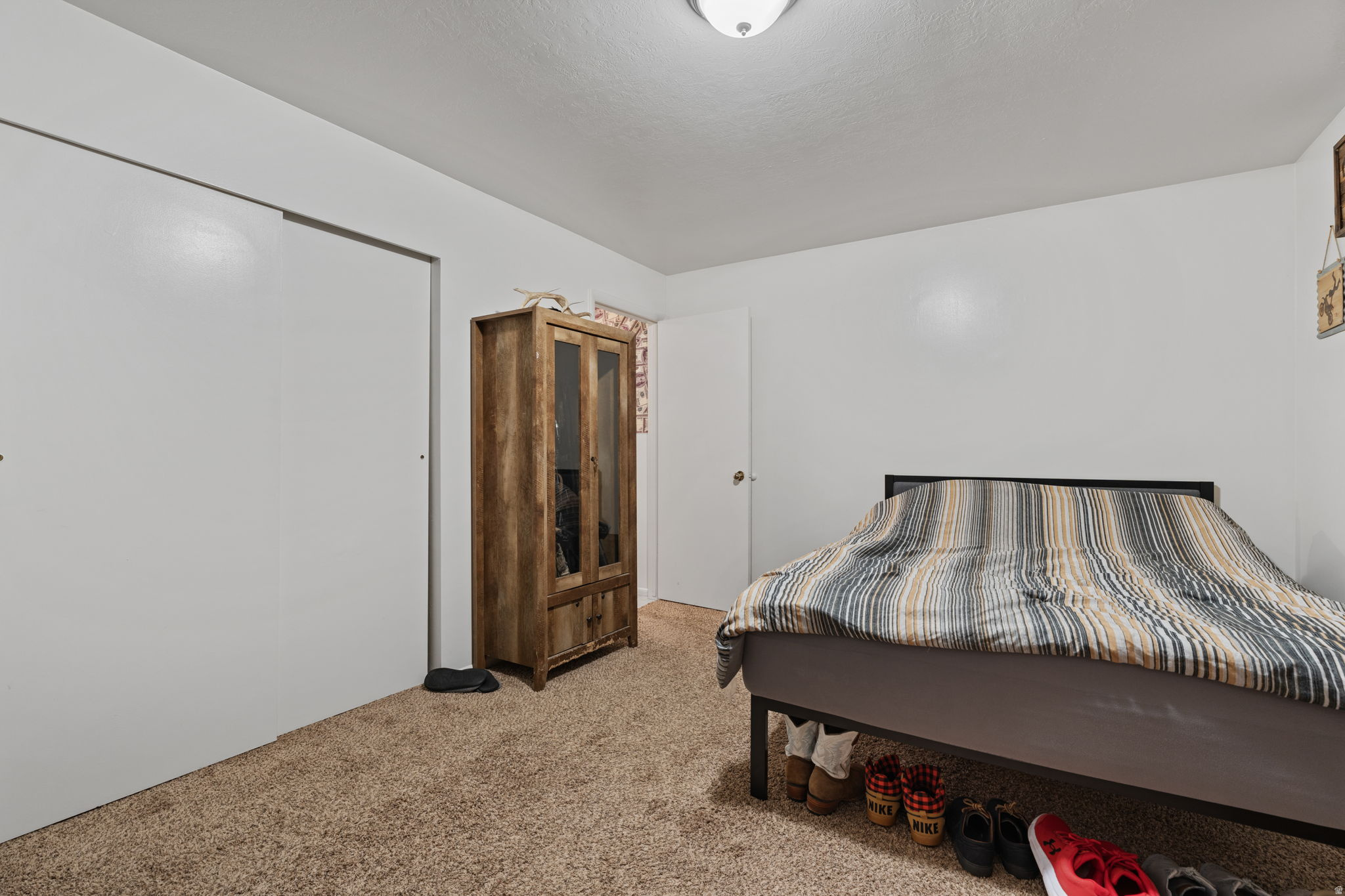 HOFFMAN HEIGHTS - Residential Income