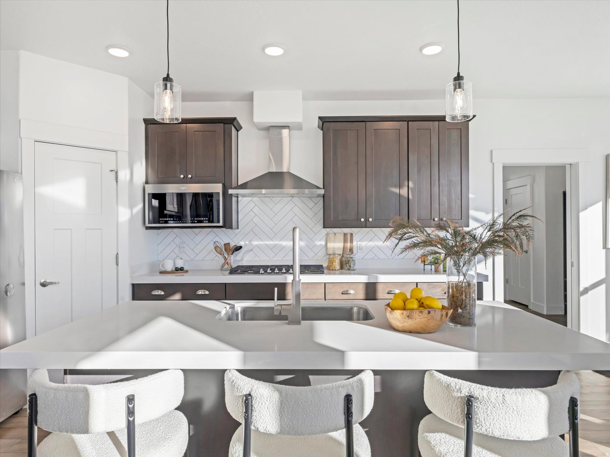 SUNCREST/EDELWEISS - Residential