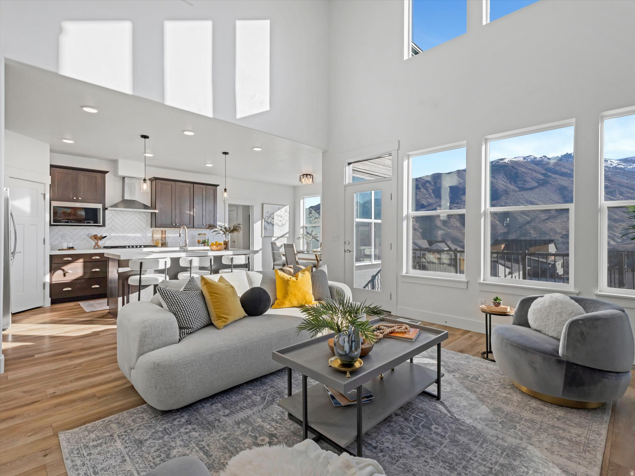 SUNCREST/EDELWEISS - Residential