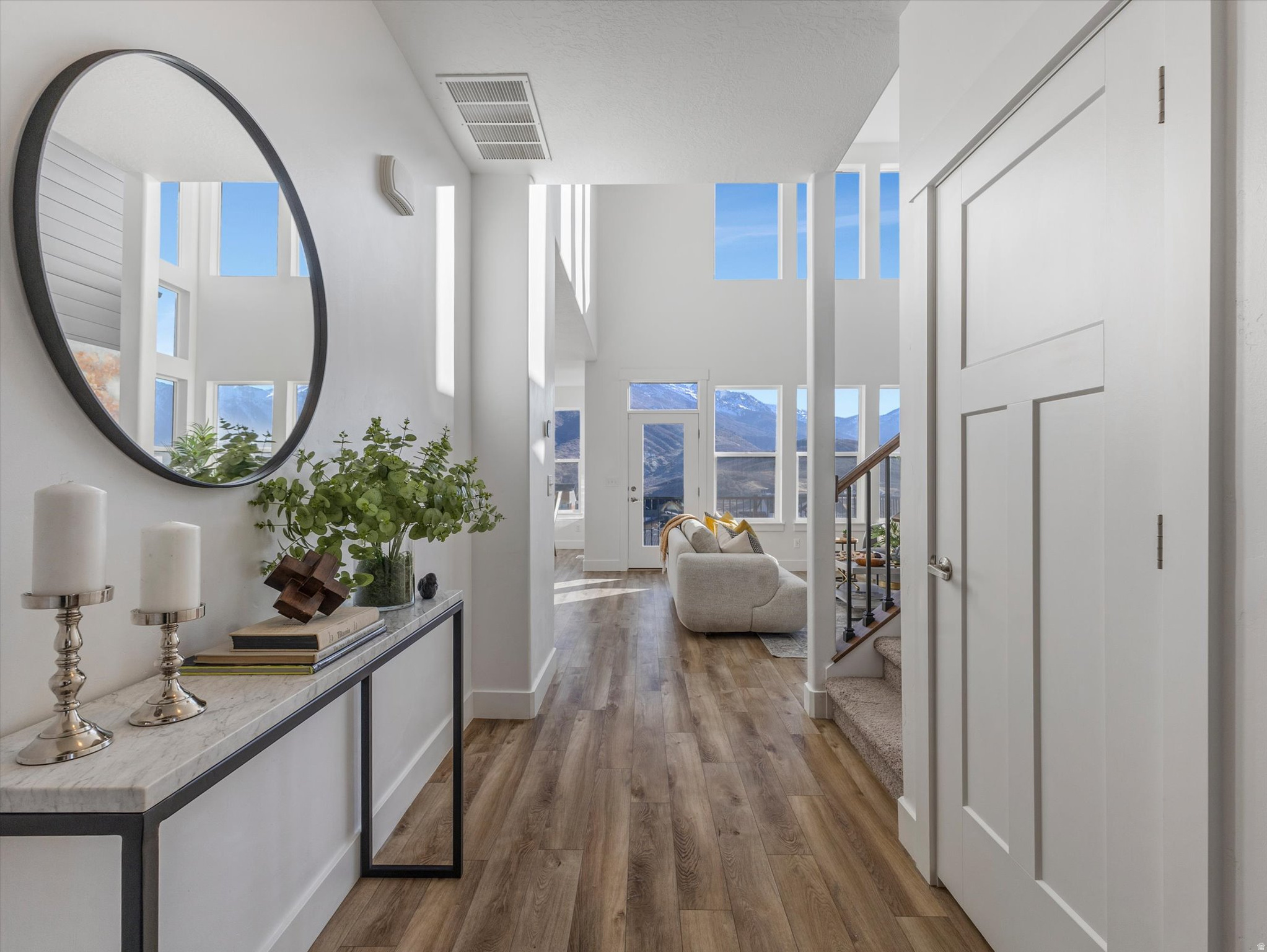 SUNCREST/EDELWEISS - Residential