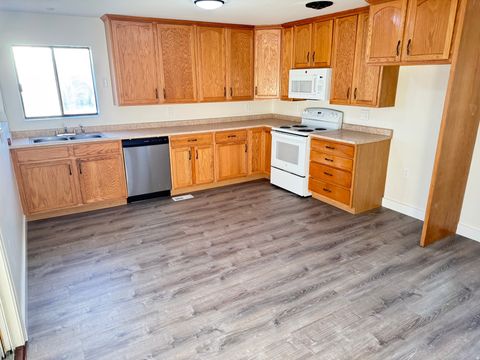 Tiny photo for 35 AIRLANE DR, Clearfield, UT 84015 (MLS # 2131729)