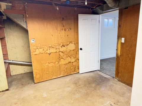 Tiny photo for 35 AIRLANE DR, Clearfield, UT 84015 (MLS # 2131729)