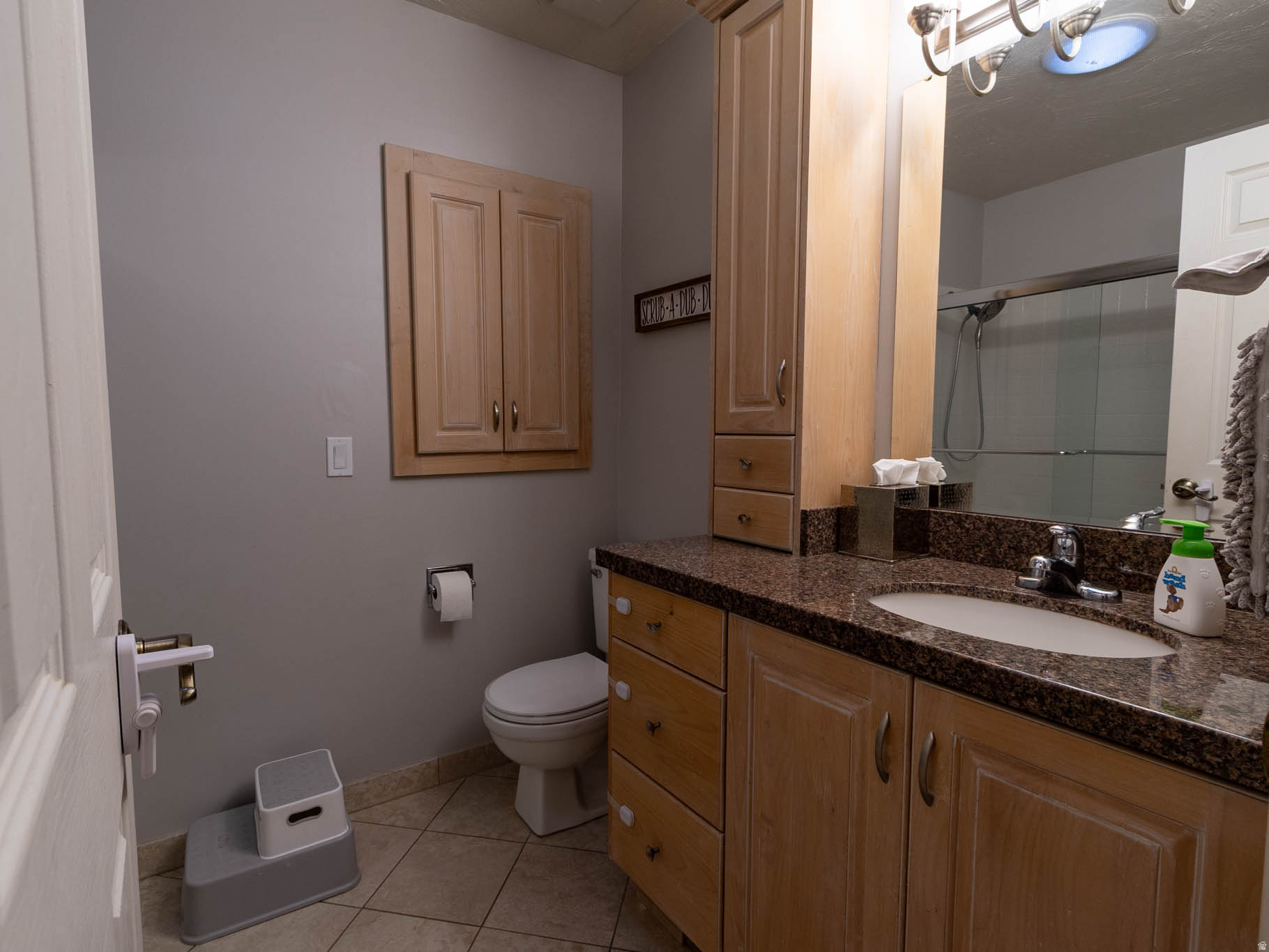 QUAIL HOLLOW - Residential