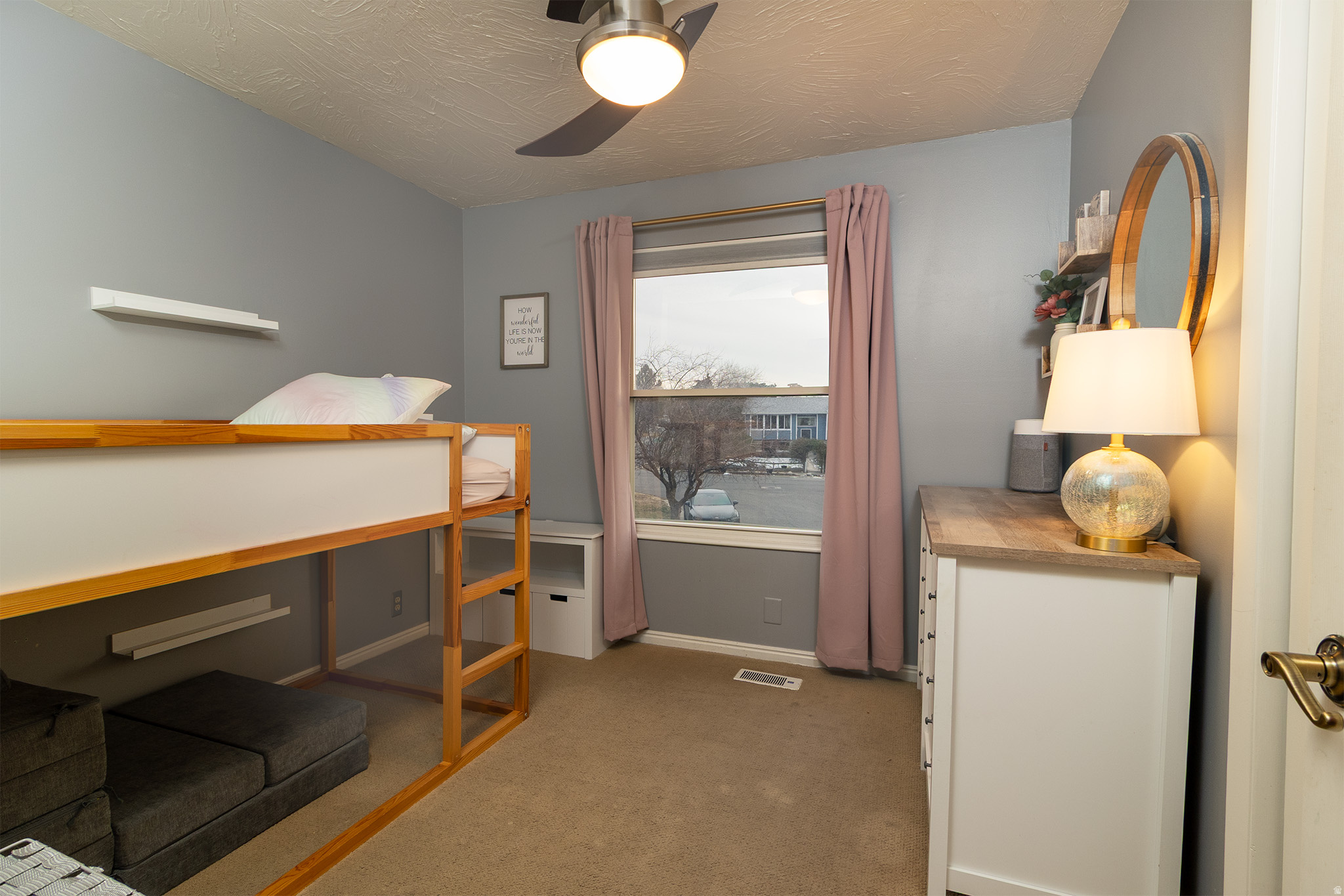 QUAIL HOLLOW - Residential