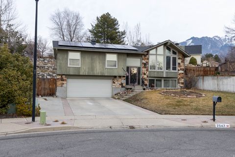 Tiny photo for 2547 E FALCON WAY, Sandy, UT 84093 (MLS # 2135440)