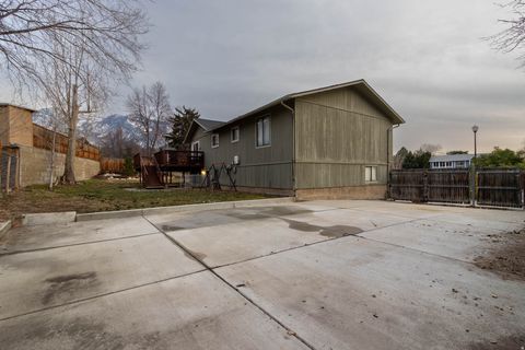 Tiny photo for 2547 E FALCON WAY, Sandy, UT 84093 (MLS # 2135440)