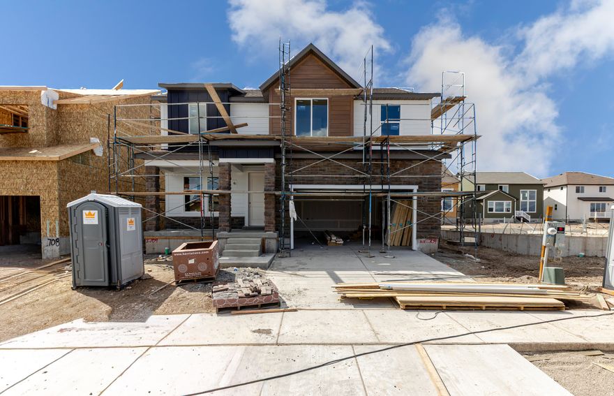 Come make our house your home in our beautiful Mountain Ridge community! Local elementary and high schools are just a short walk away. Enjoy top-tier amenities like clubhouses, a fully equipped gym, sparkling pools, parks, and pickleball courts. Plus, take advantage of quick and easy access to both Mountain View Corridor and Bangerter Highway. Discover everything this exceptional community has to offer! Reach out today to learn more or schedule your visit! (MORGAN LOT 2709)