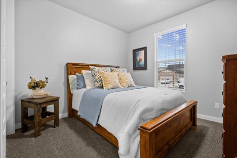 Tiny photo for 1443 W 550 S, Syracuse, UT 84075 (MLS # 2138063)