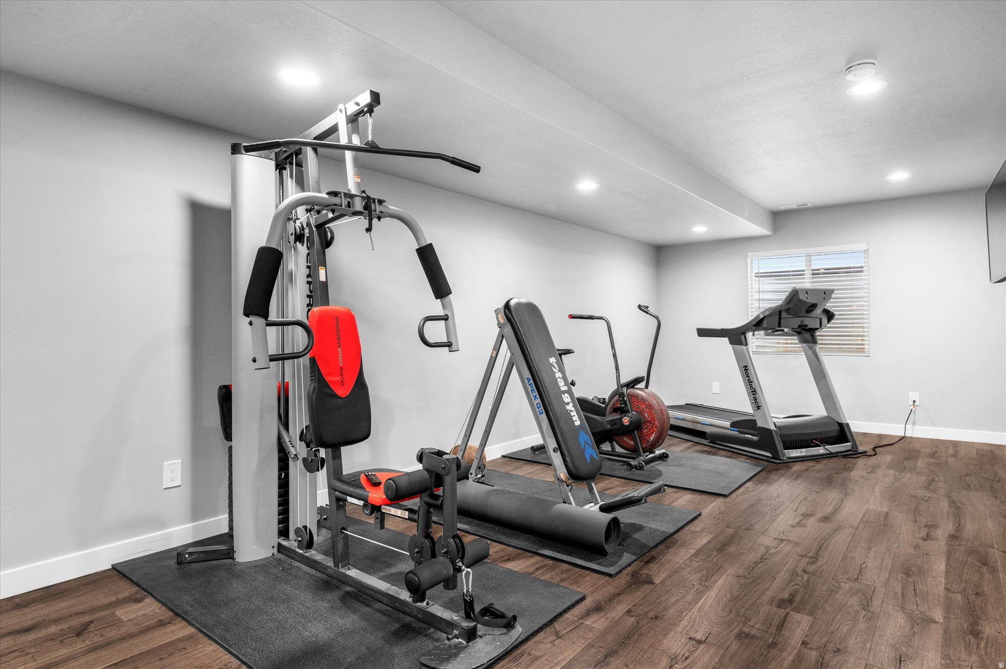 MONTEREY EST 412 - Residential