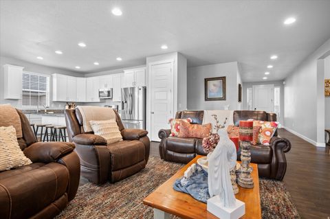 Tiny photo for 1443 W 550 S, Syracuse, UT 84075 (MLS # 2138063)