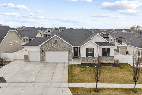 Tiny photo for 1443 W 550 S, Syracuse, UT 84075 (MLS # 2138063)