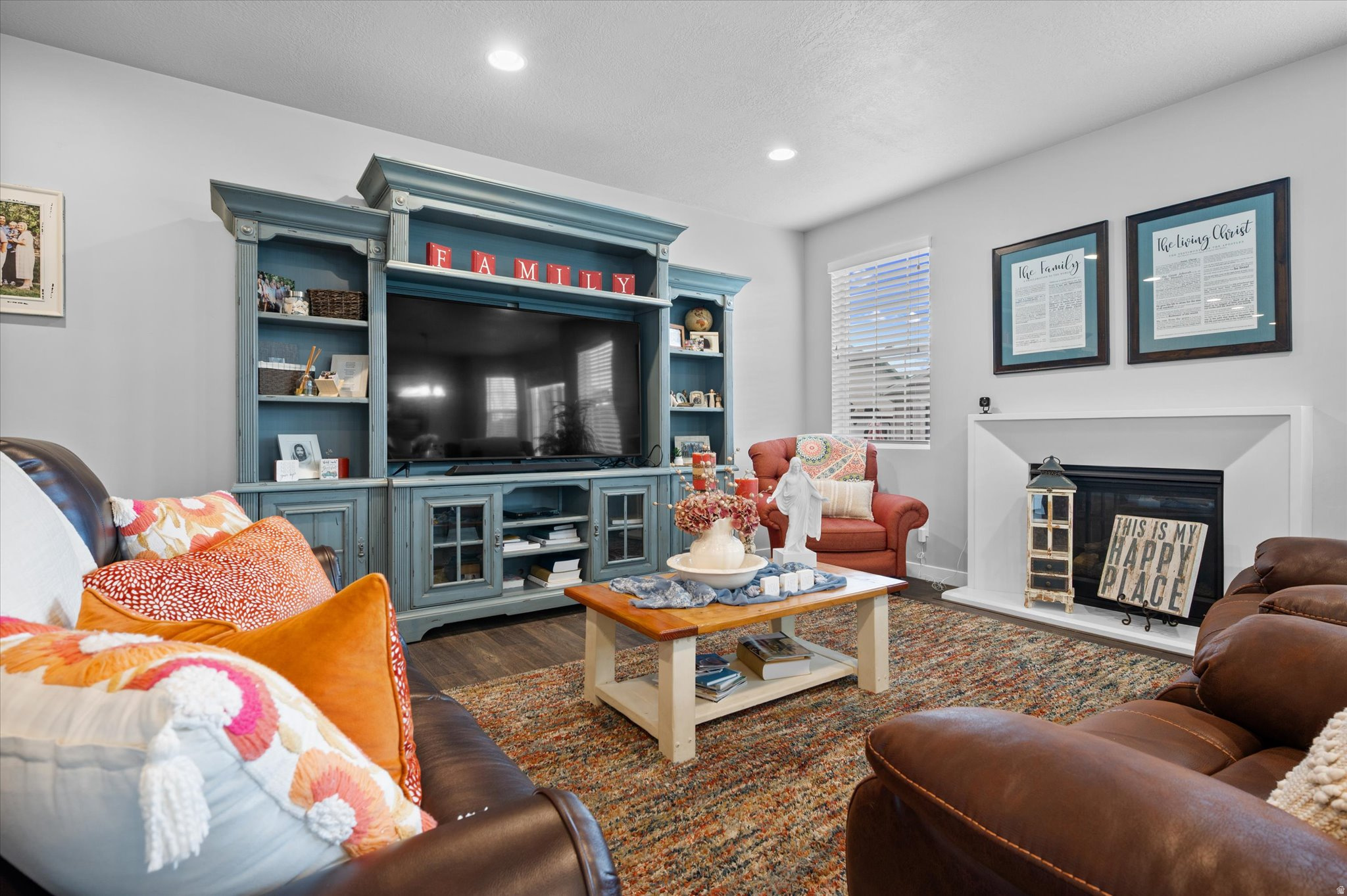 MONTEREY EST 412 - Residential