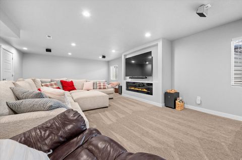 Tiny photo for 1443 W 550 S, Syracuse, UT 84075 (MLS # 2138063)