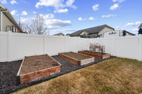 Tiny photo for 1443 W 550 S, Syracuse, UT 84075 (MLS # 2138063)