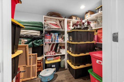 Tiny photo for 1443 W 550 S, Syracuse, UT 84075 (MLS # 2138063)