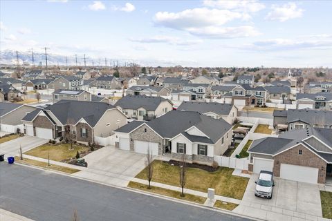 Tiny photo for 1443 W 550 S, Syracuse, UT 84075 (MLS # 2138063)