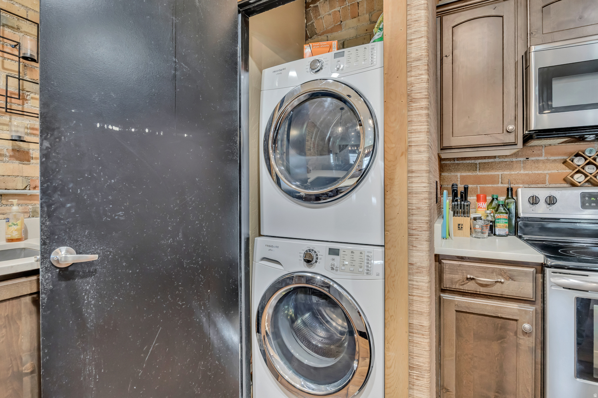 WAREHOUSE DISTRICT C - Residential