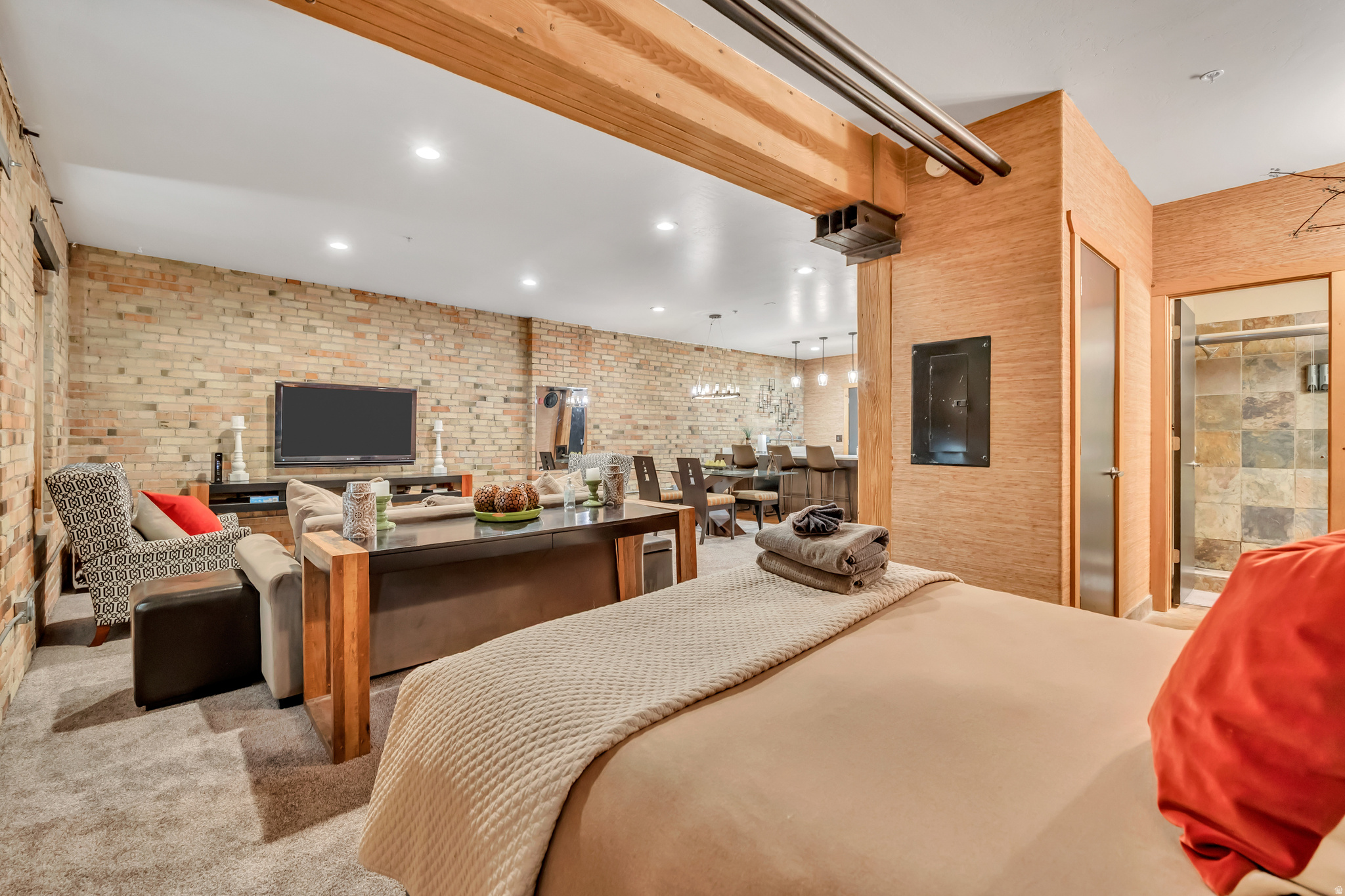 WAREHOUSE DISTRICT C - Residential