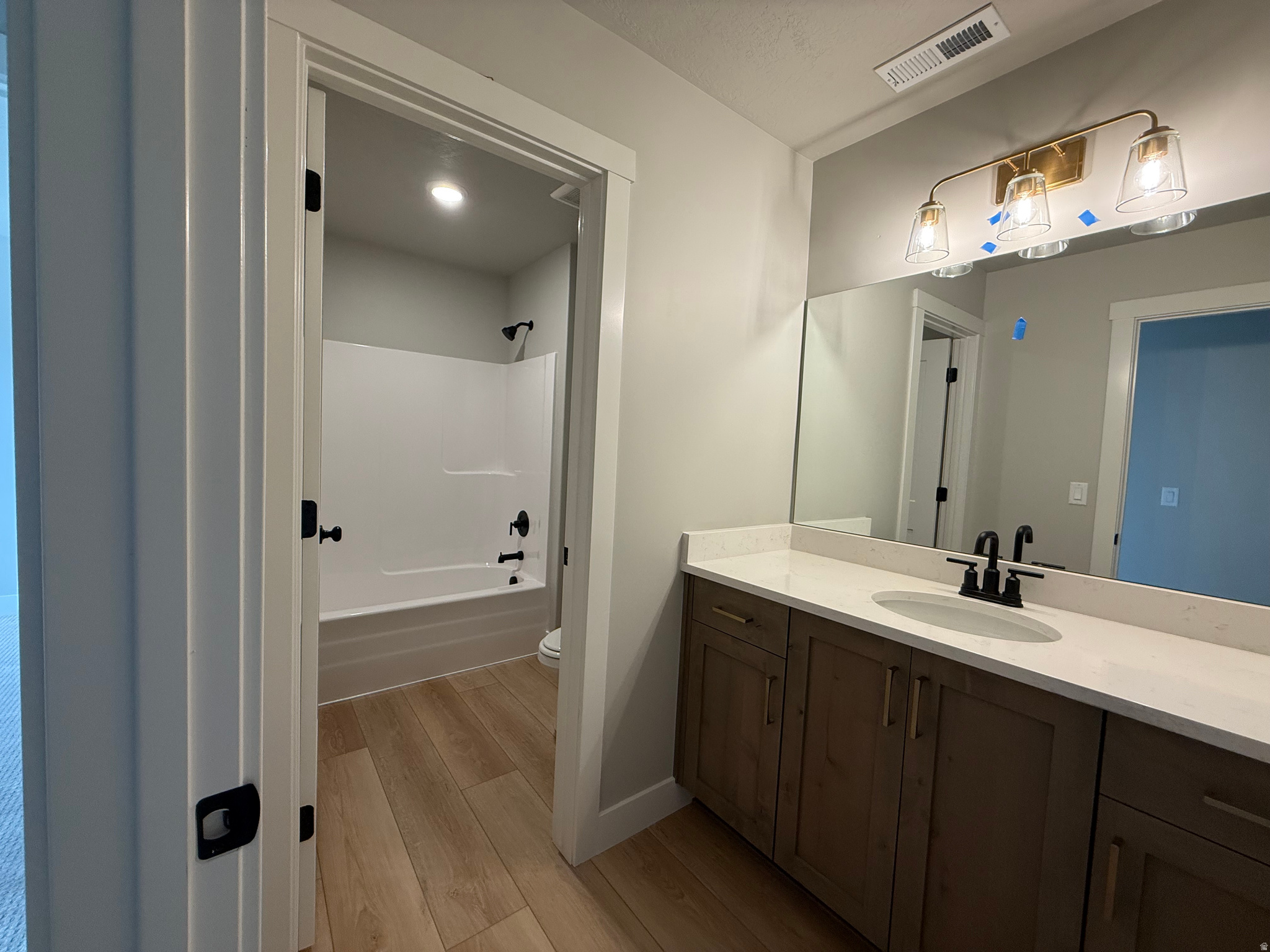 RIVERWOOD - Residential